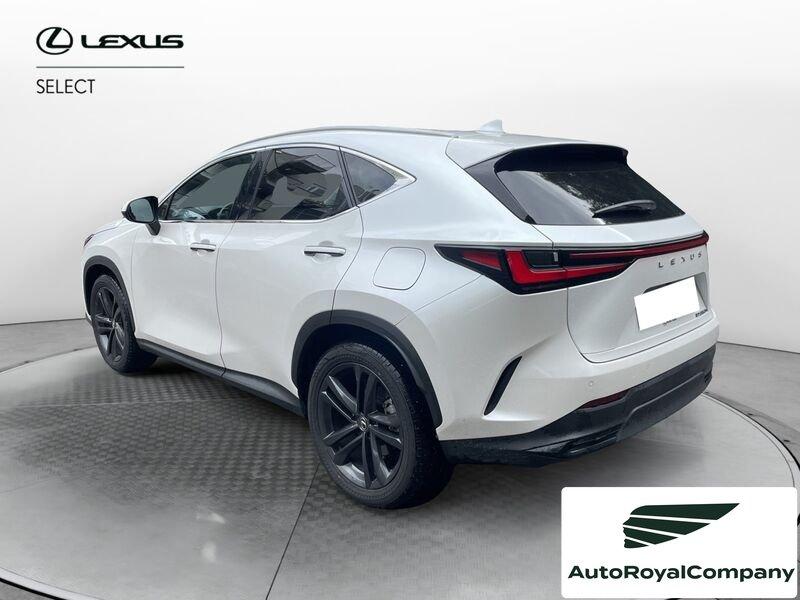 Lexus NX NX Plug-in 4WD Premium + IVA ESPOSTA