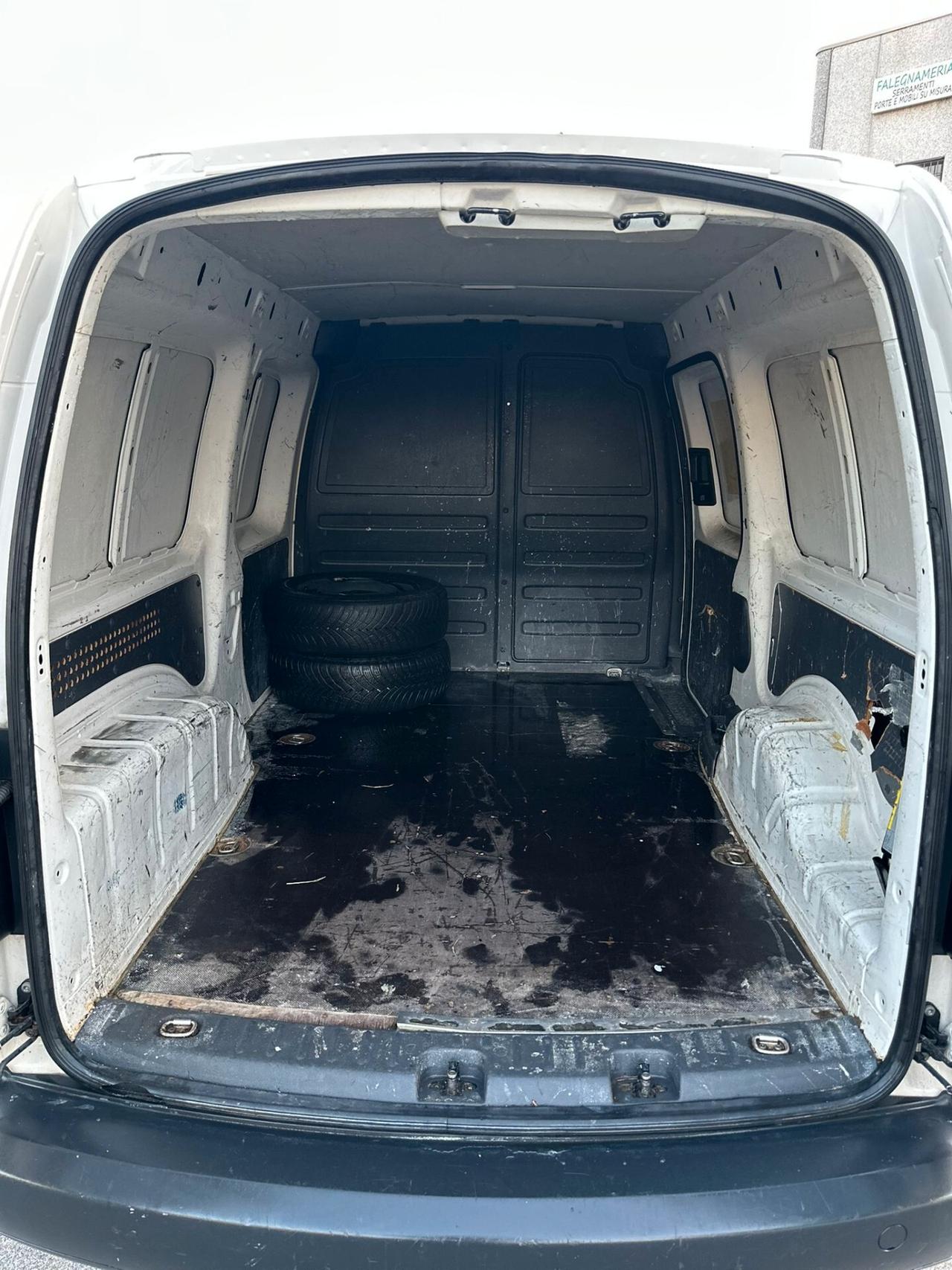 VW CADDY MAXI DEL 2012