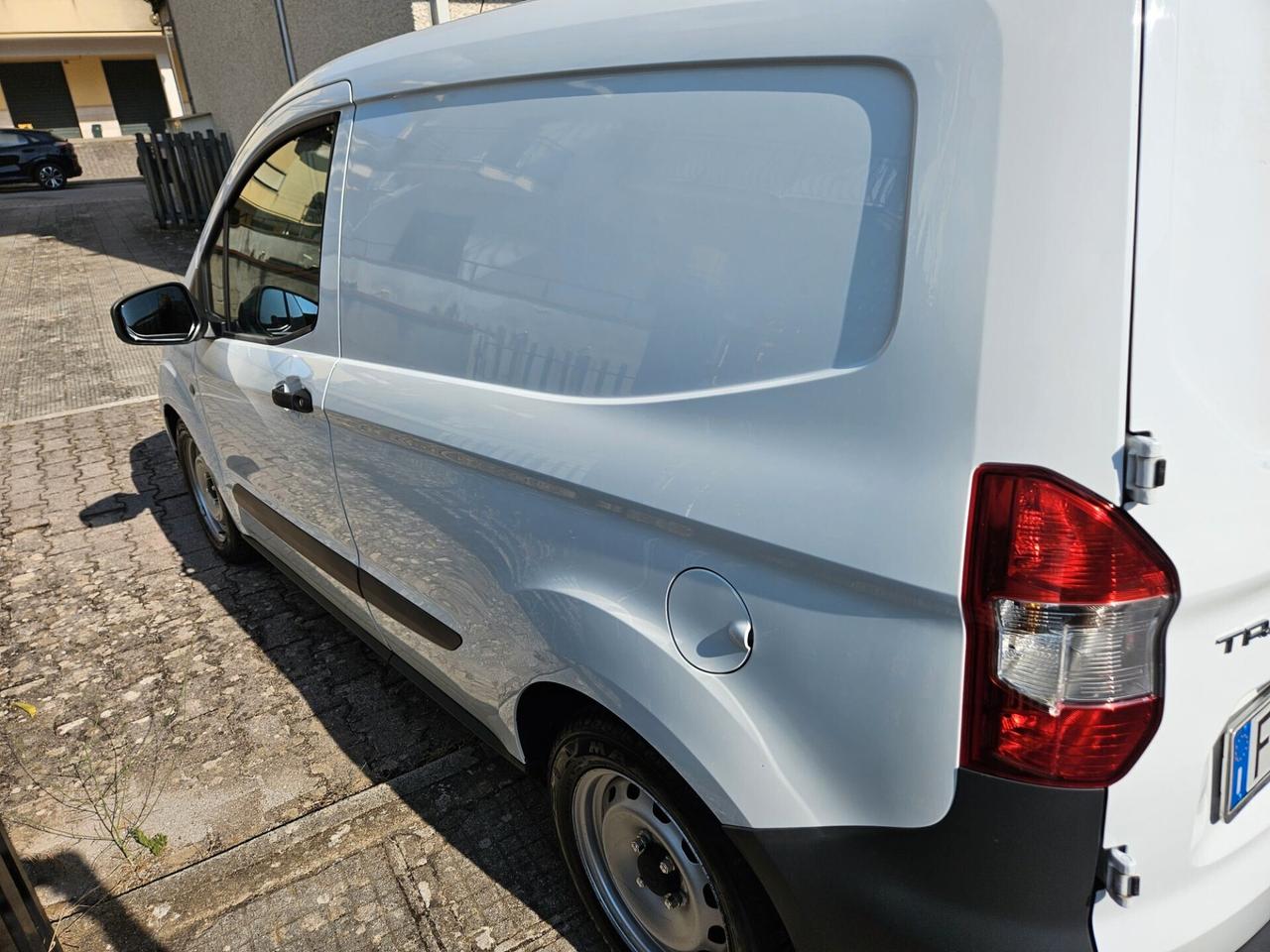 Ford Transit Courier Transit Courier 1.5 TDCi 100CV Van Trend