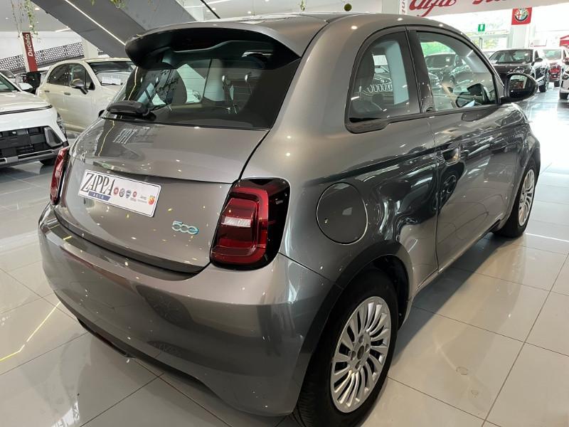 FIAT 500e Berlina 23,65 kWh Action