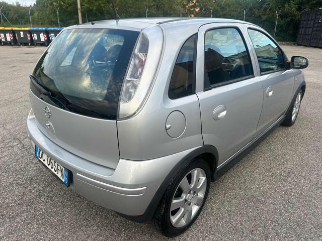 OPEL Corsa 134,642km 1.0i 12V 5p Club senza lavoro da fare