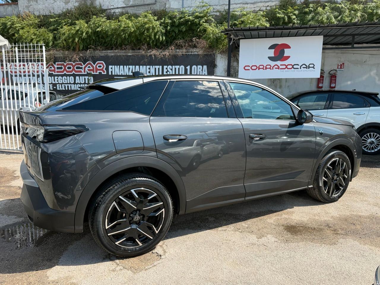 Peugeot 3008 2025 Hybrid 145 e-DCS6 GT 26000KM