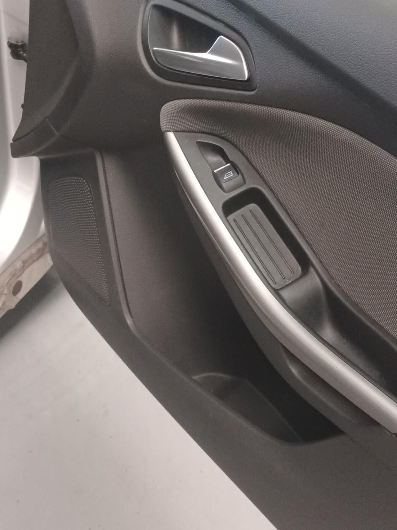 Ford Focus 1.6 TDCi 115 CV Titanium