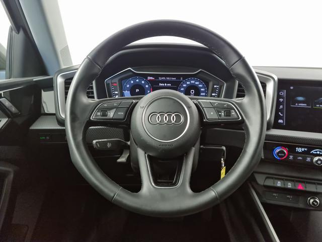 AUDI A1 SPB 25 TFSI S tronic Identity Black SLINE