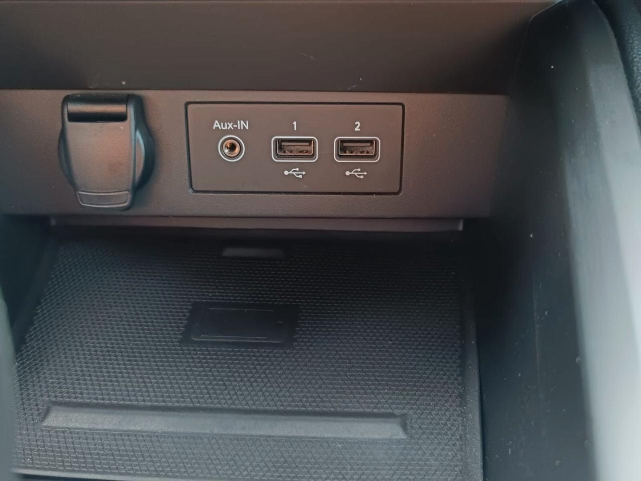 Renault Clio Full Hybrid E-Tech 140 CV 5 porte Intens