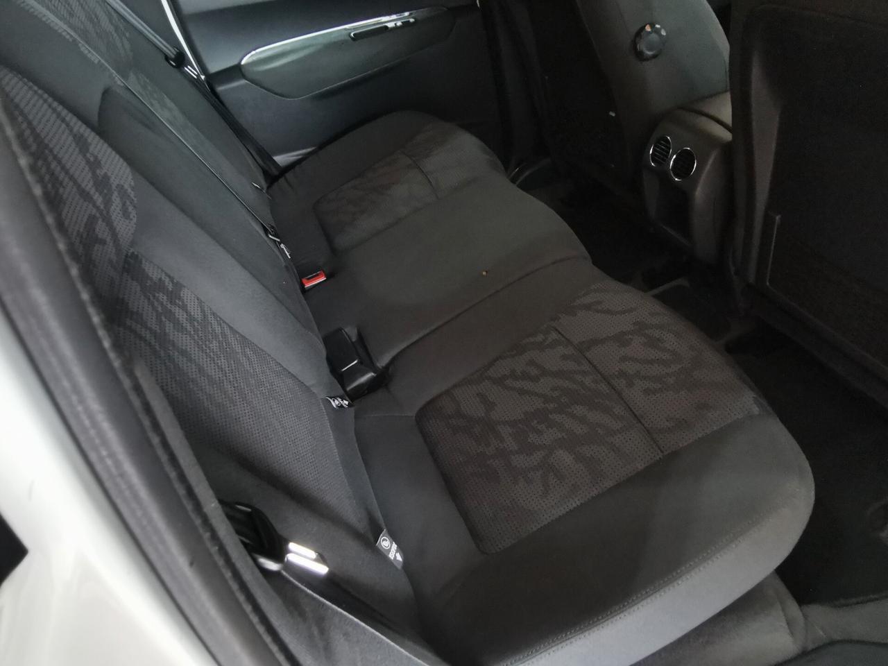 Peugeot 3008 1.6 HDi 112CV Active AUTOCARRO