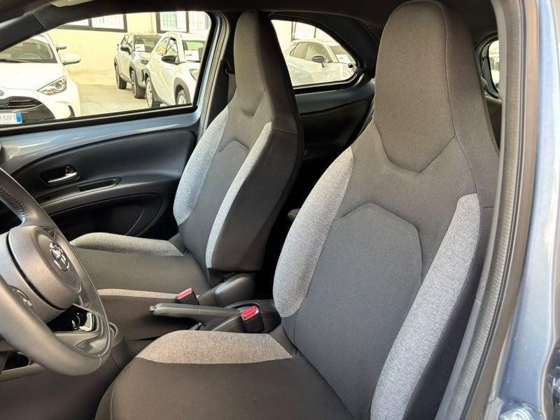 Toyota Aygo X 1.0B (72 CV) Active S-CVT