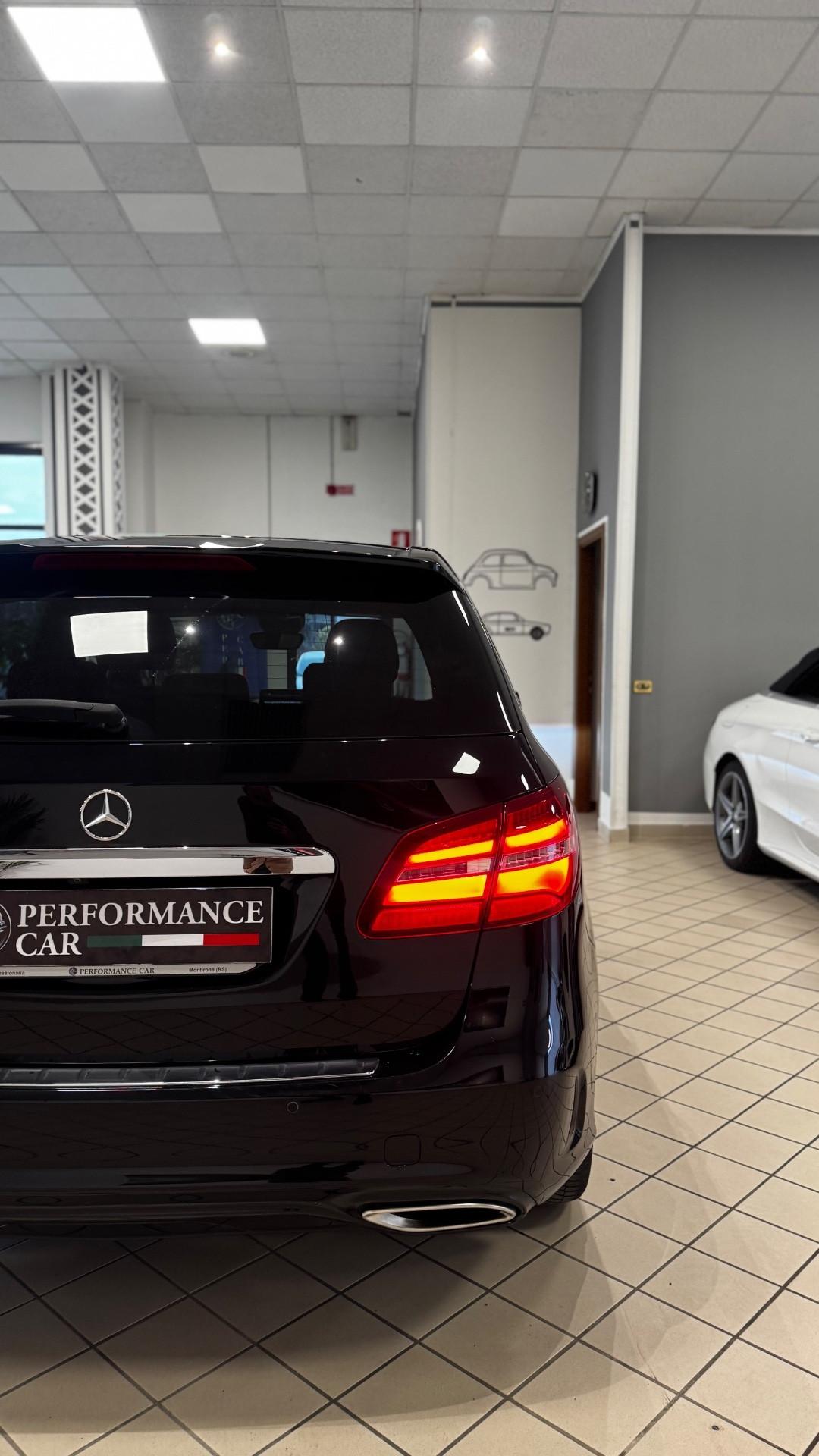 Mercedes-benz B 200 d Automatic Premium