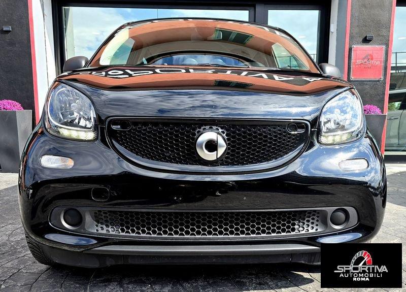 smart forfour AUTOMATICA NAVI UNIPRO! 70 1.0 twinamic Passion