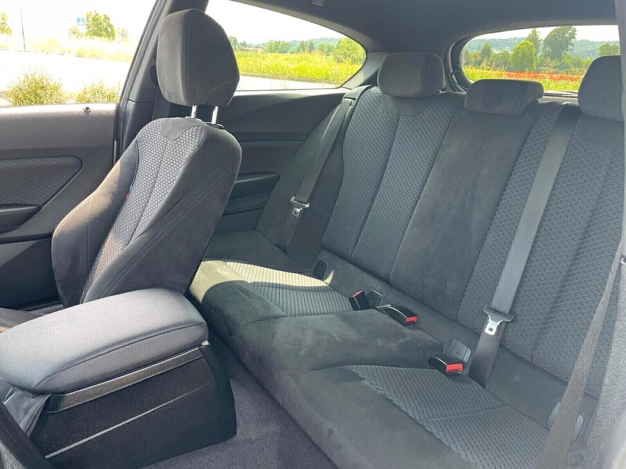Bmw serie 1 f21 125d M SPORT