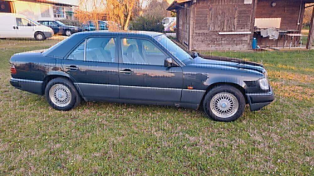 Mercedes-benz E 250 250 TD iscritta ASI