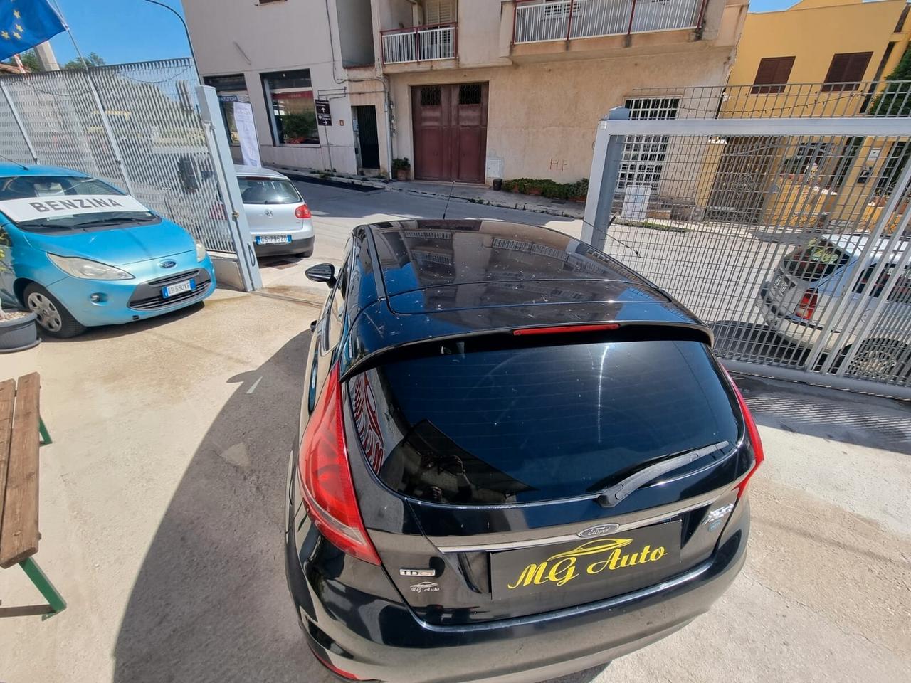 Ford Fiesta 1.4 TDCi aut. 3p. Ghia