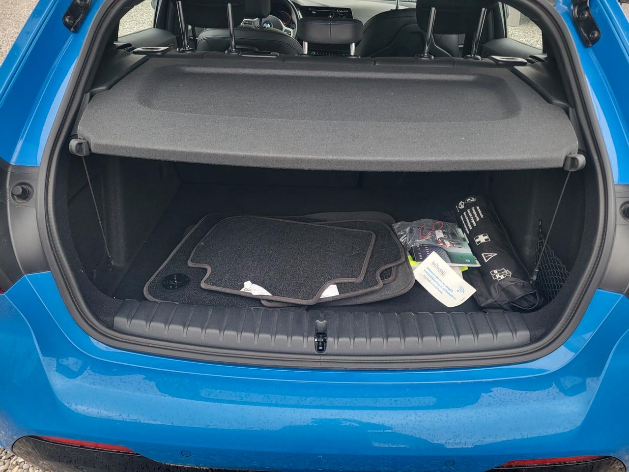 Bmw 118 118d 5p. Msport