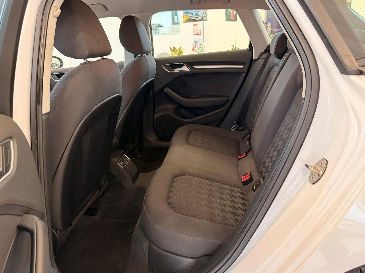 Audi A3 SPB 1.6 TDI clean diesel Ambiente