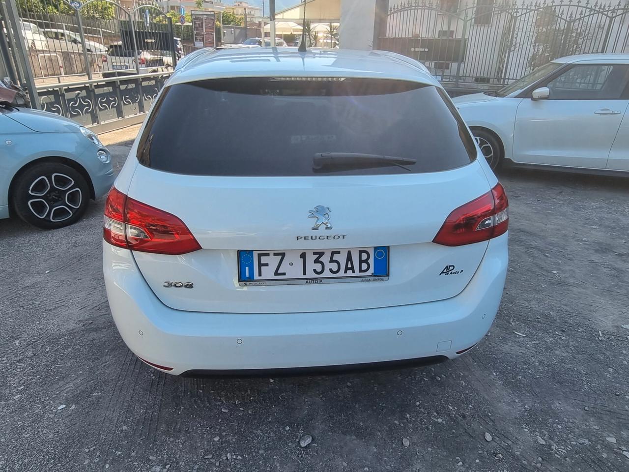 Peugeot 308 PureTech Turbo 130 S&S SW Allure