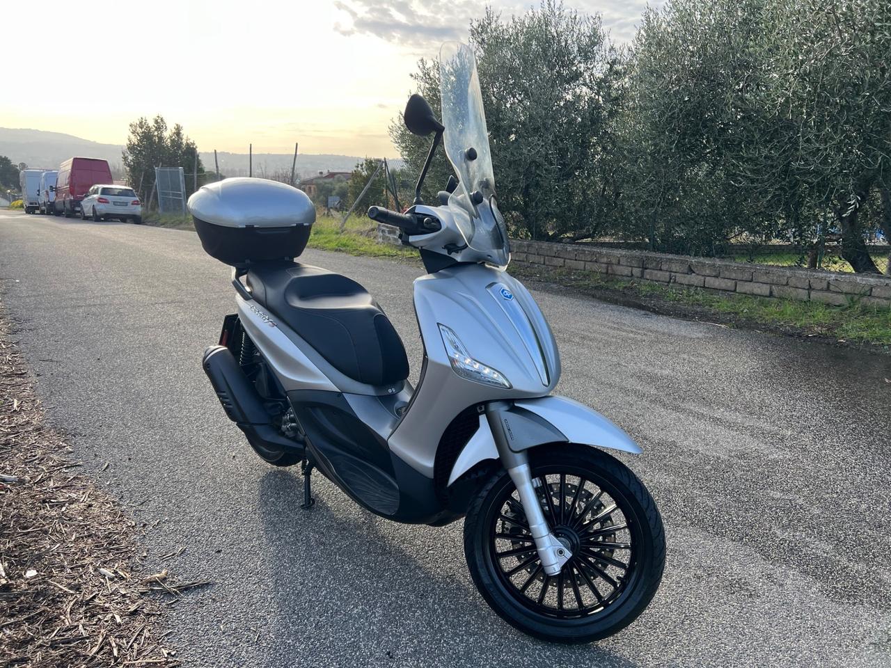 Piaggio Beverly 300