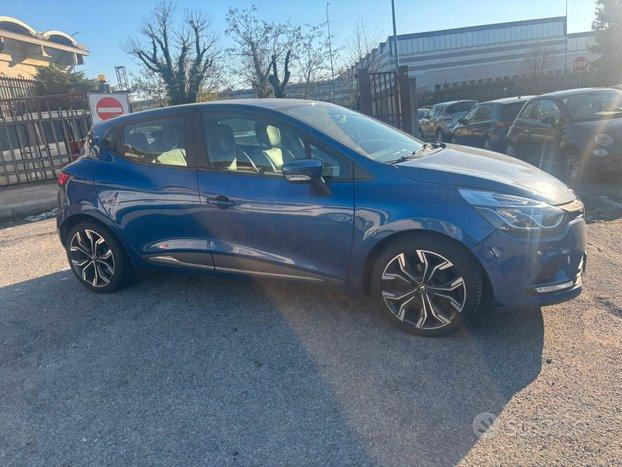 RENAULT CLIO TCe 12V 90 CV - 5 PORTE BUSINESS 2019