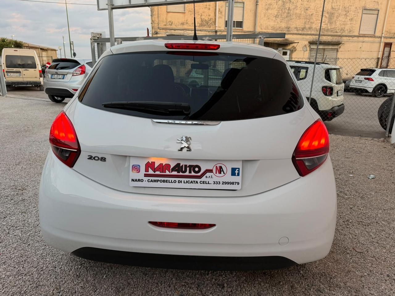 Peugeot 208 Allure AUTOCARRO 5 POSTI