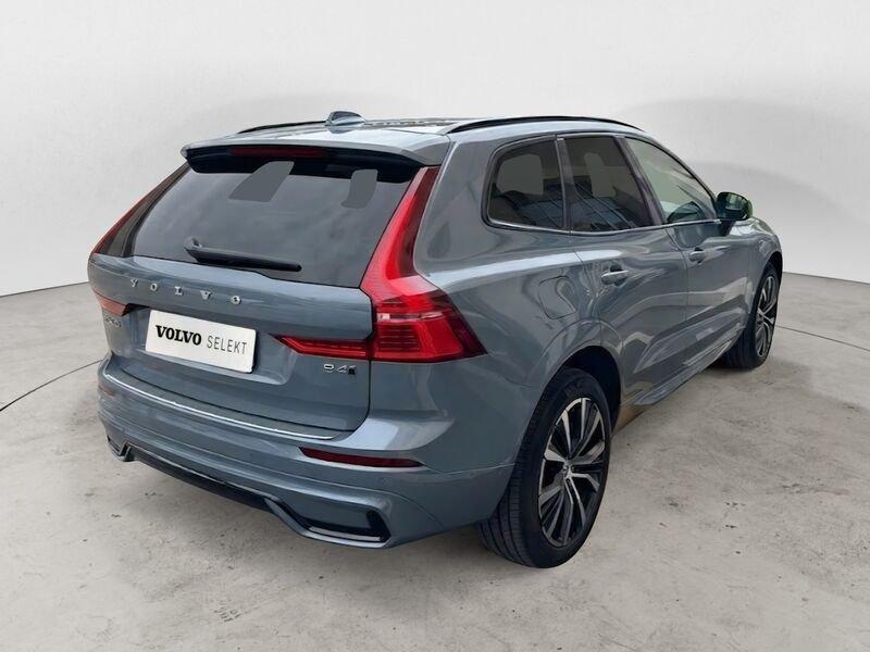 Volvo XC60 B4 197+14 CV AWD Mild Hybrid Diesel Automatico Ultimate Dark