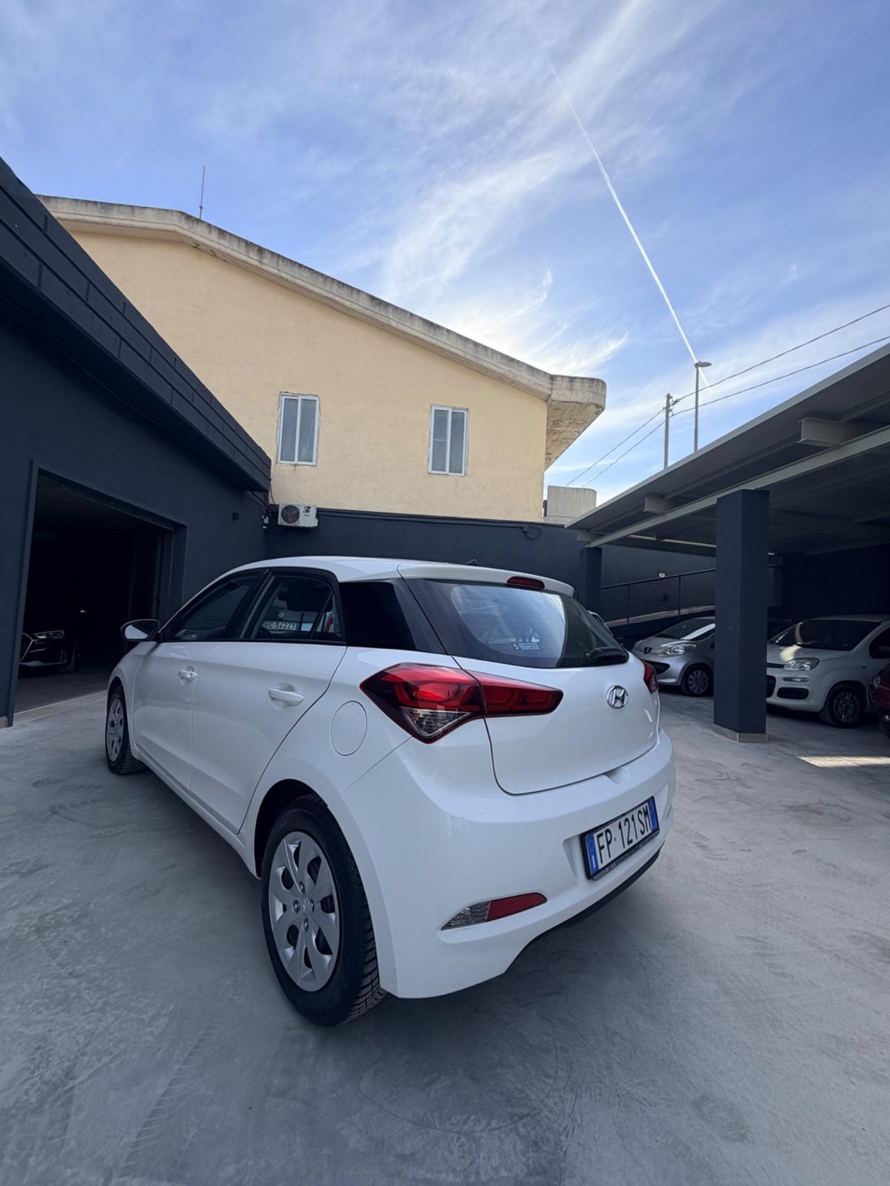 Hyundai i20 1.1 CRDi 12V 5 porte Comfort