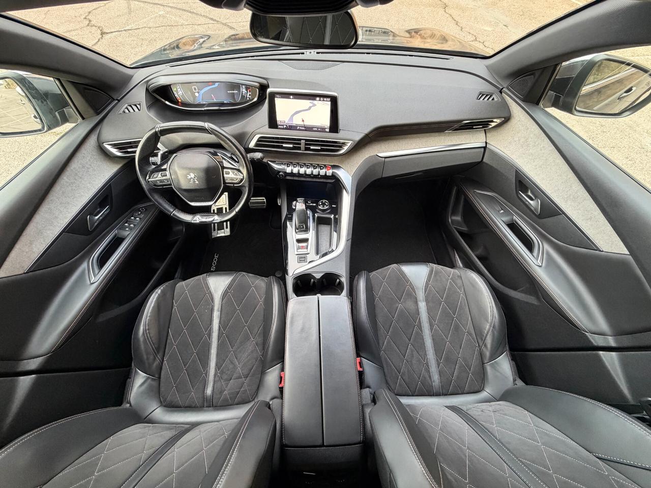 Peugeot 3008 GT-LINE/2.0 EAT8 177CV/GANCIO/PELLE/18"