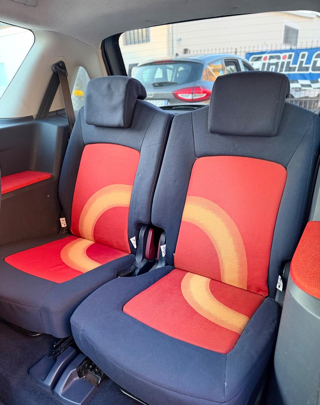 Peugeot 1007 1.4 Benzina 73 Cv