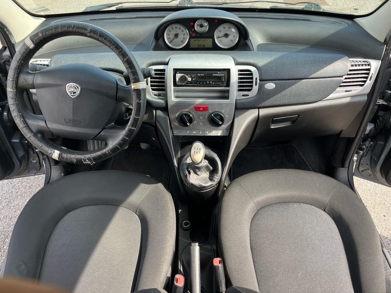 Lancia Ypsilon 1.4 Argento Ecochic GPL