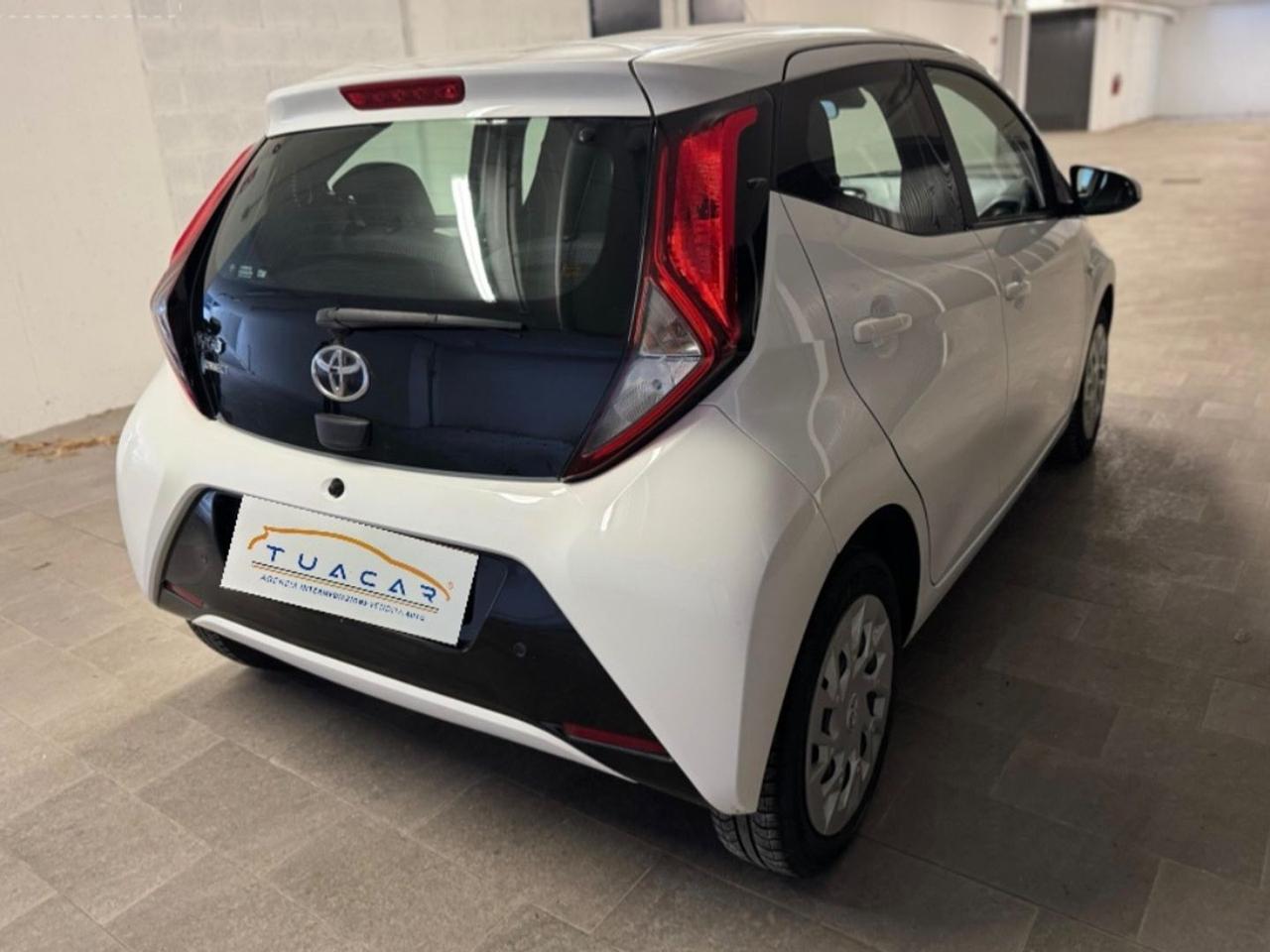 Toyota Aygo X Clusiv Connect 1.0 VVT-i #8100