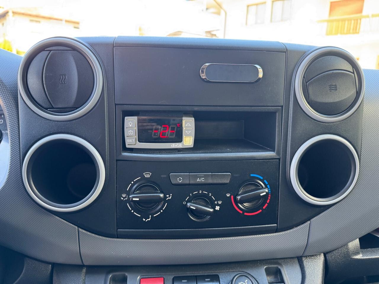 Berlingo 1.6HDi 75CV COIBENTATO