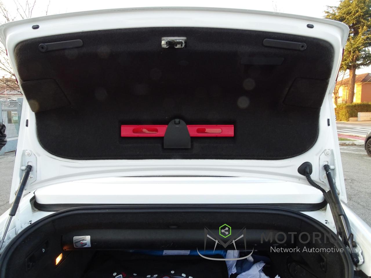 Audi A5 Cabrio 2.0 TDI S-LINE