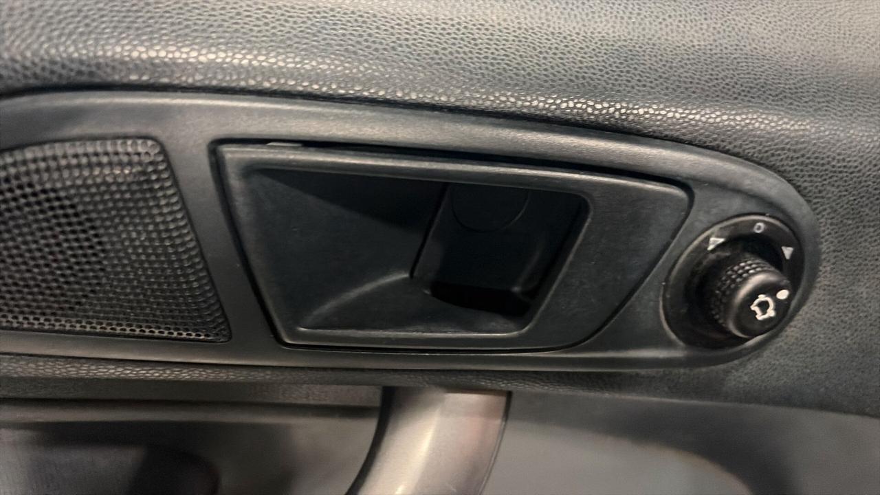 FORD FIESTA DEL 2009 1400 BENZINA GPL FINO AL 2029