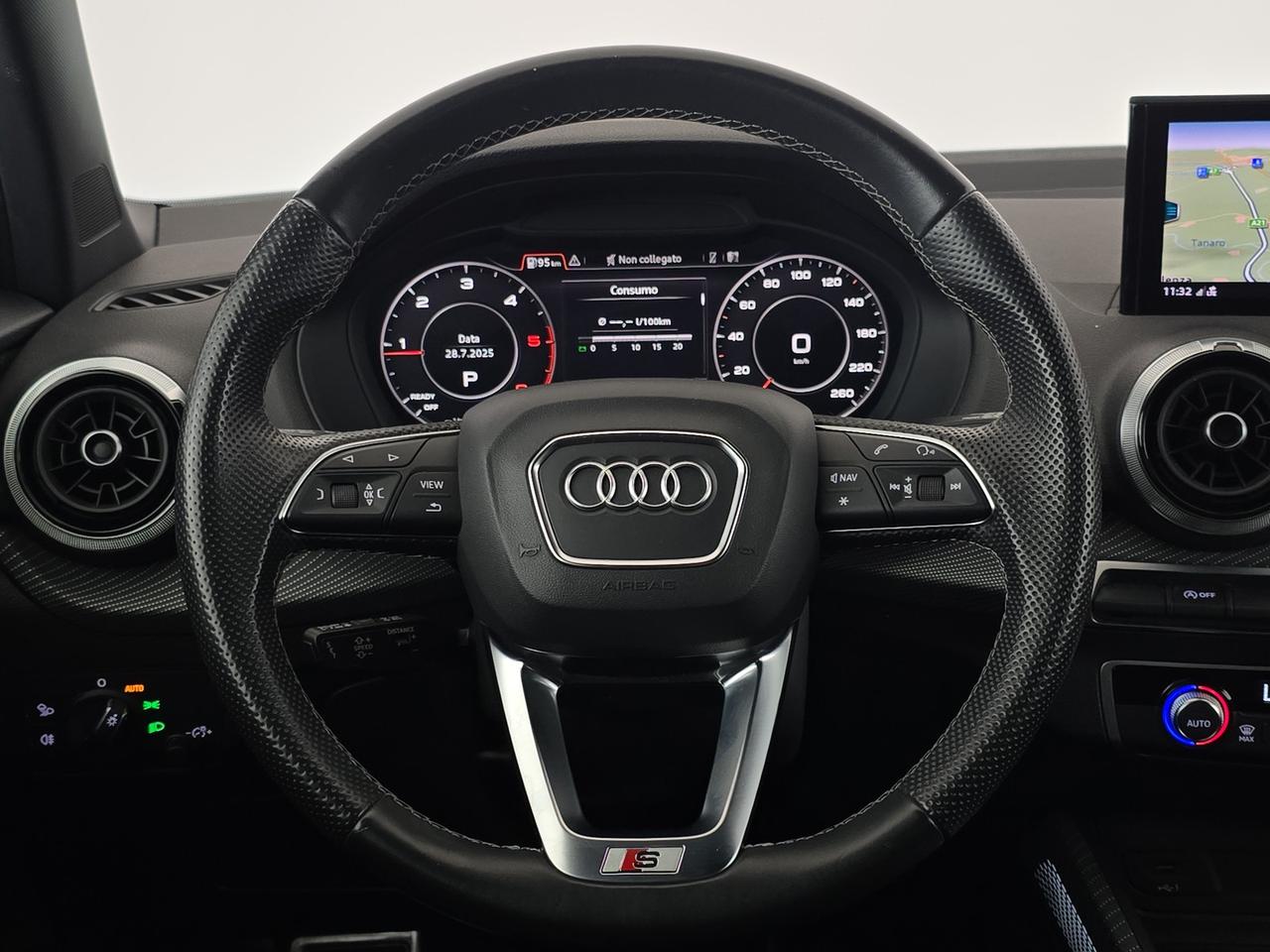 Audi Q2 35 2.0 tdi identity black s-tronic