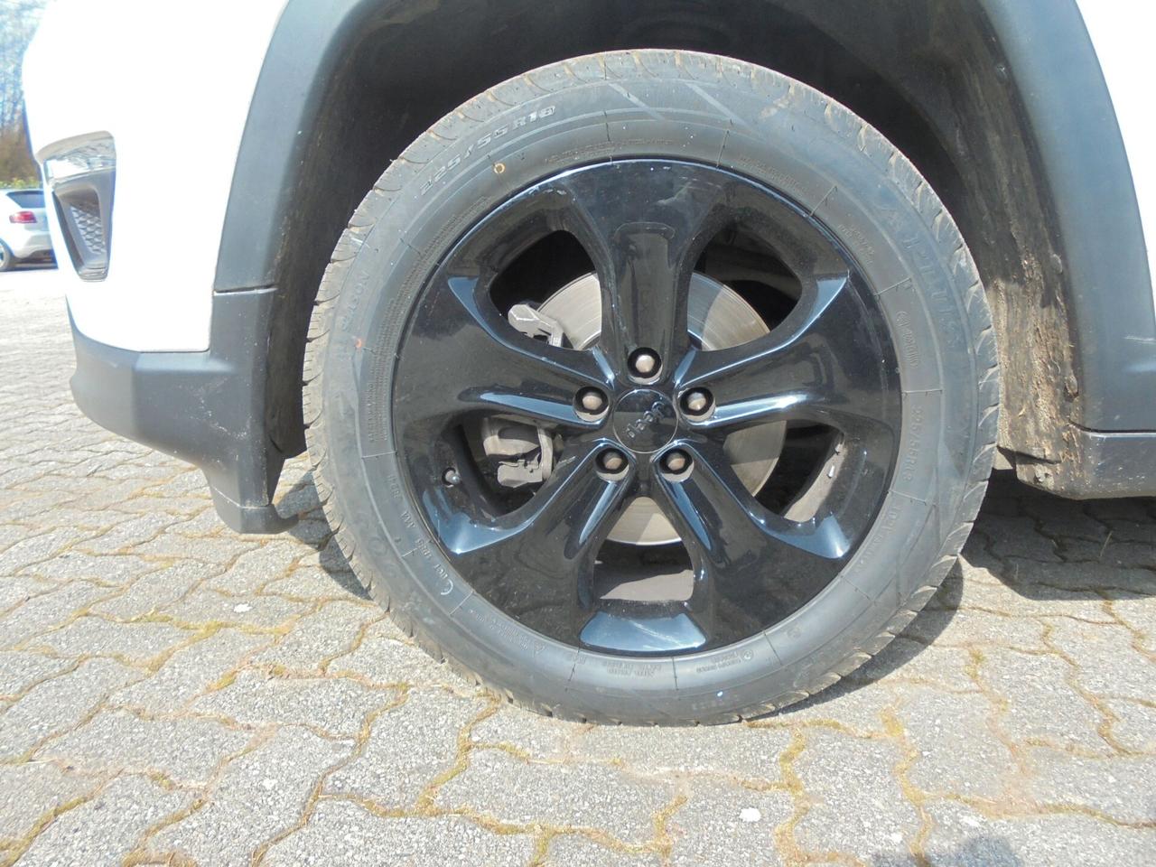 Jeep Compass 1.4 MultiAir 2WD Night Eagle con gancio traino estraibile