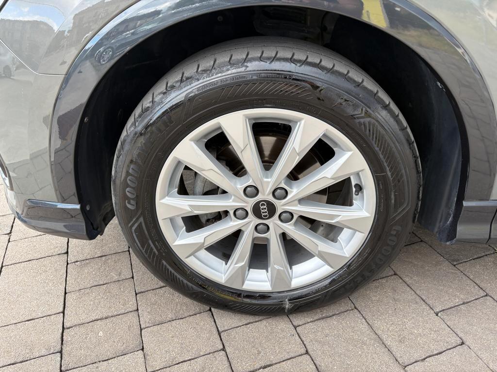 Audi Q3 35 TFSI 150cv Business Advanced