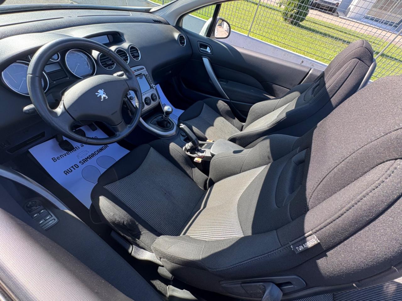 Peugeot 308CC 1.6 e-HDi 112CV CABRIOLET 2011