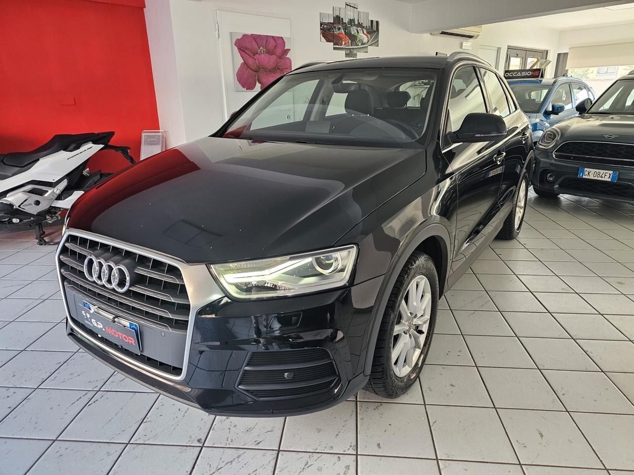Audi Q3 2.0 TDI 120 CV Business