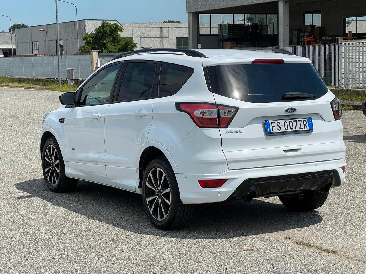 Ford Kuga 2.0 TDCI 180 CV S&S 4WD Powershift ST-Line