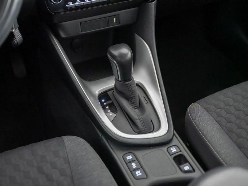 Toyota Yaris Hybrid Trend MY20