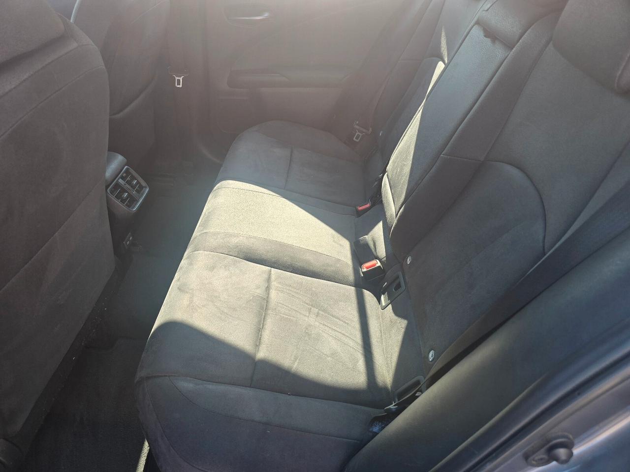 Lexus UX UX Hybrid Business