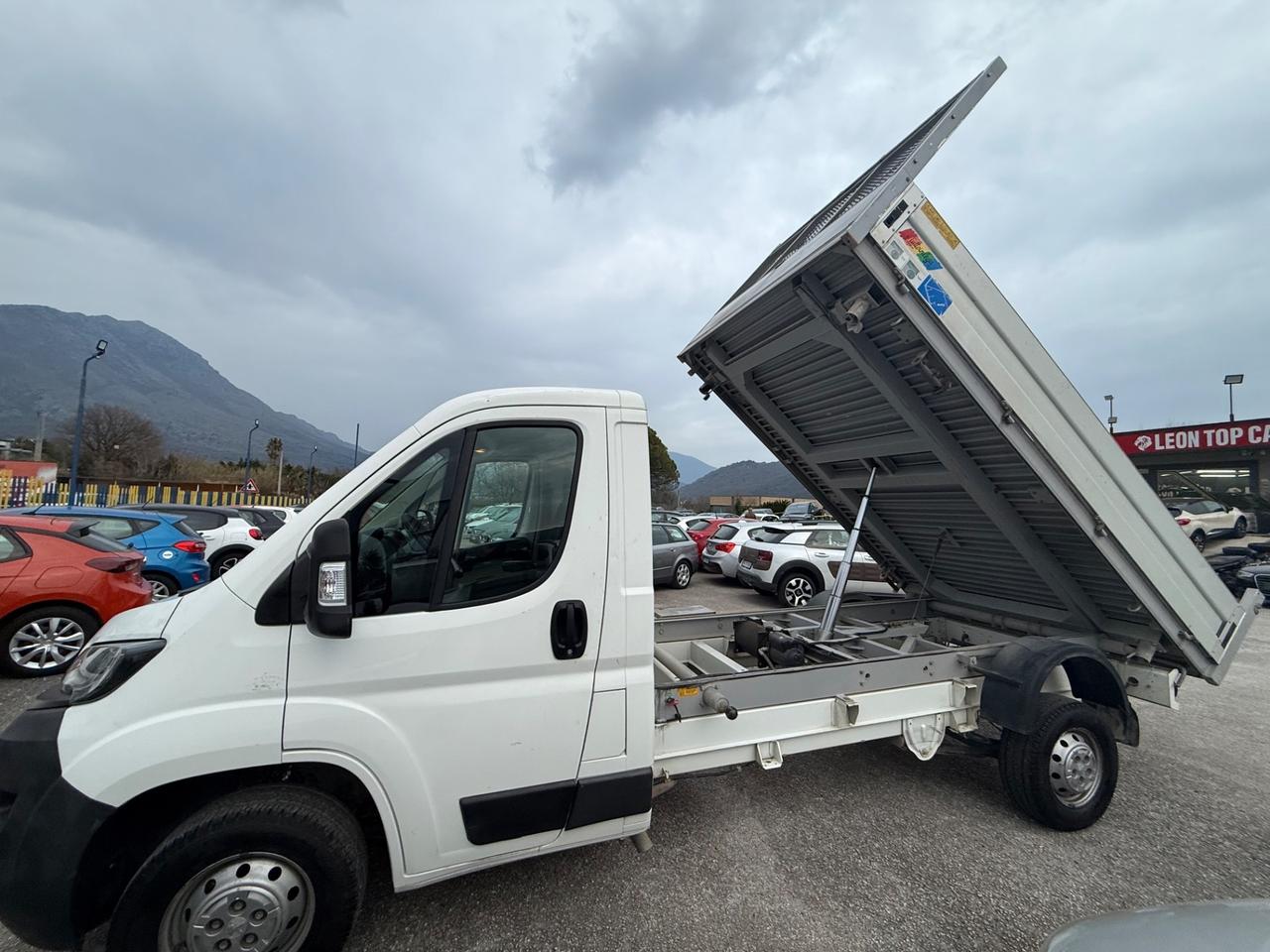 Peugeot boxer ribaltabile anno 2018 km 120 mila