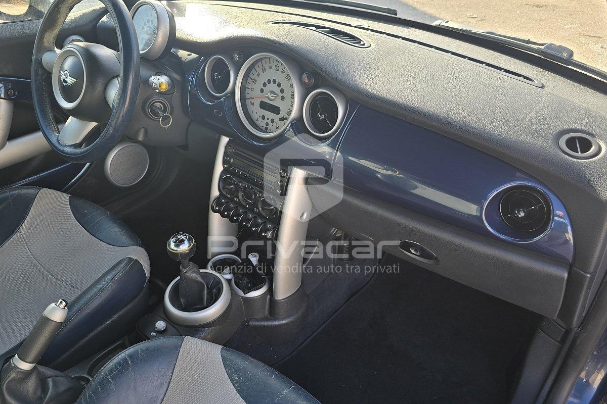 MINI Mini 1.6 16V Cooper Checkmate