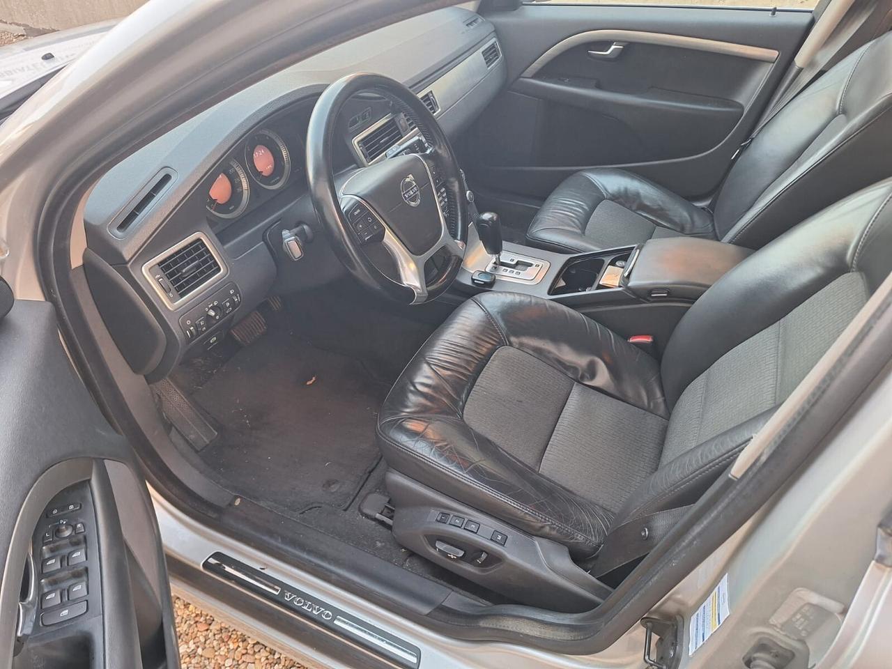 Volvo V70 2.4 d. ,,Automatica