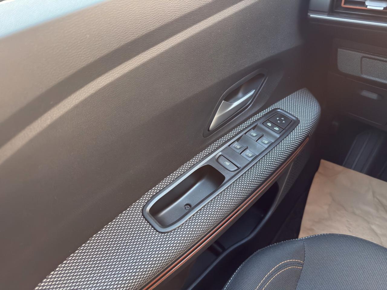 Dacia Sandero Stepway 1.0 TCe 90 CV CVT Expression