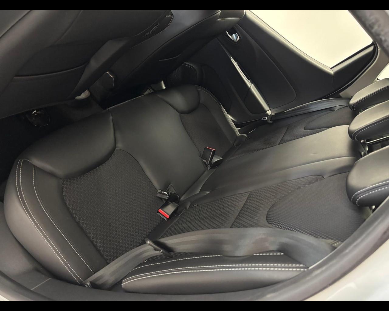 RENAULT Clio IV 2012 - Clio 5p 0.9 tce energy Duel 90cv