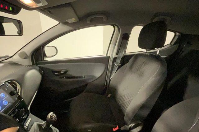 LANCIA Ypsilon 1.0 FireFly 5 porte S&S Hybrid Ecochic Gold