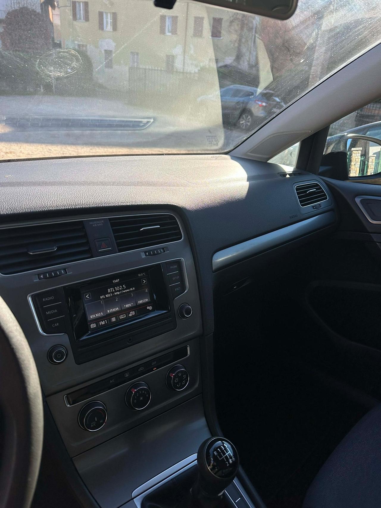 Volkswagen GOLF 1.4 TGI 5P BLUEMOTION KMCERT UNICOPR