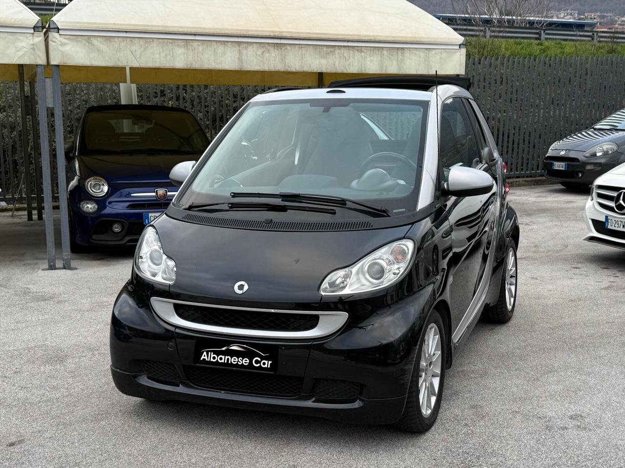 Smart ForTwo 1.0 MHD 70 CV Cabrio Passion