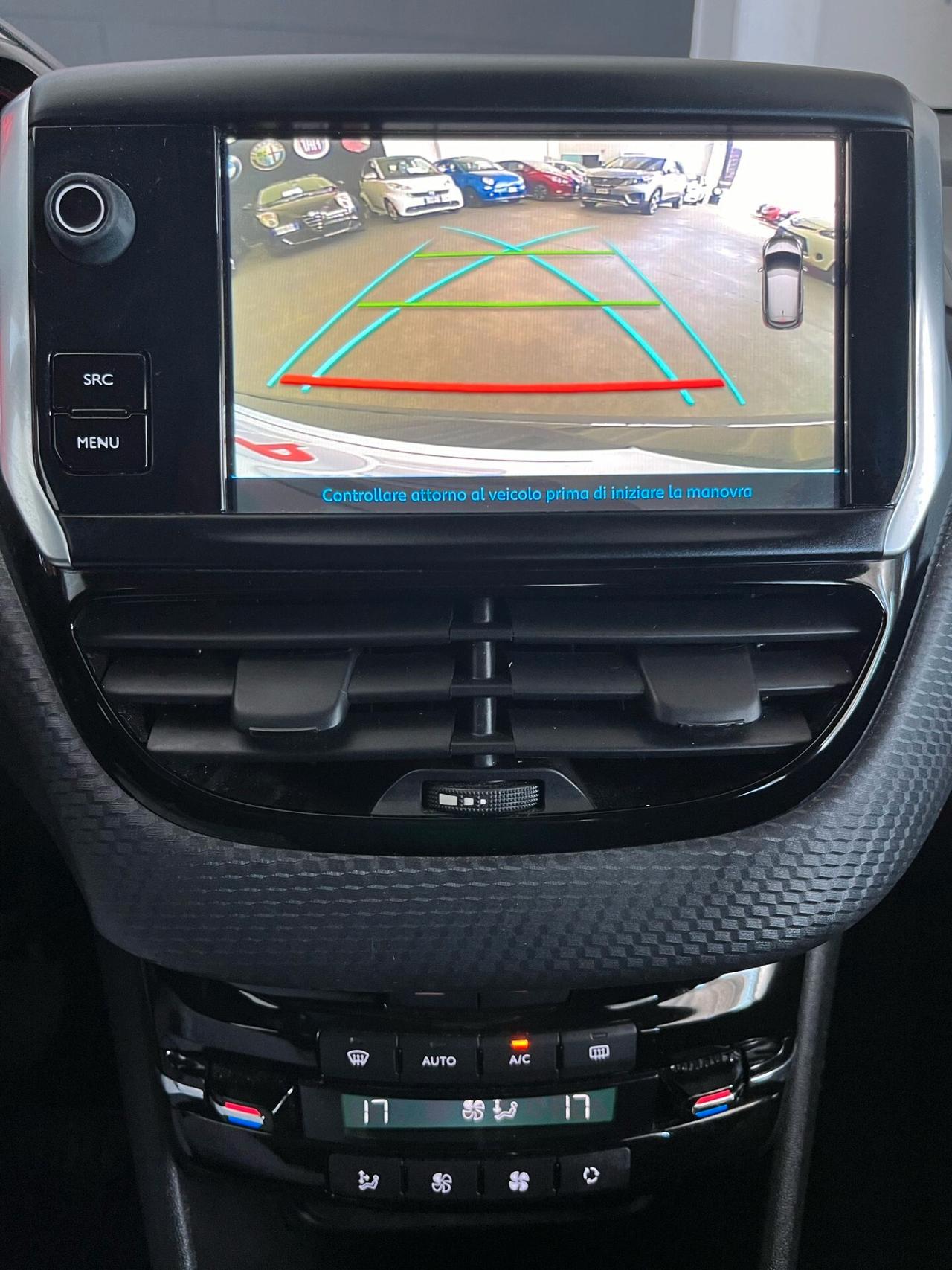 Peugeot 208 PureTech 82 5 porte Allure