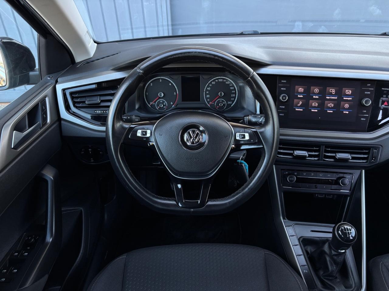 Volkswagen Polo 1.6 TDI. Garanzia. Neopatentati