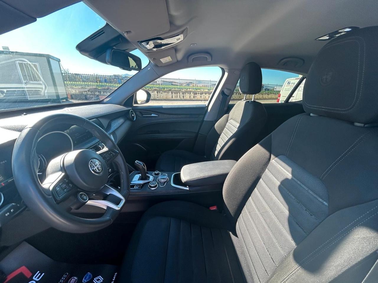 Alfa Romeo Stelvio 2.2 Turbodiesel 160 CV AT8 RWD Business